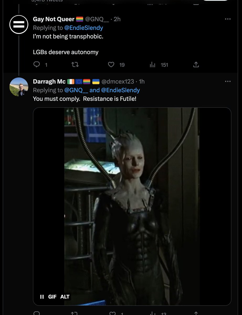 Photo attached to archived tweet
