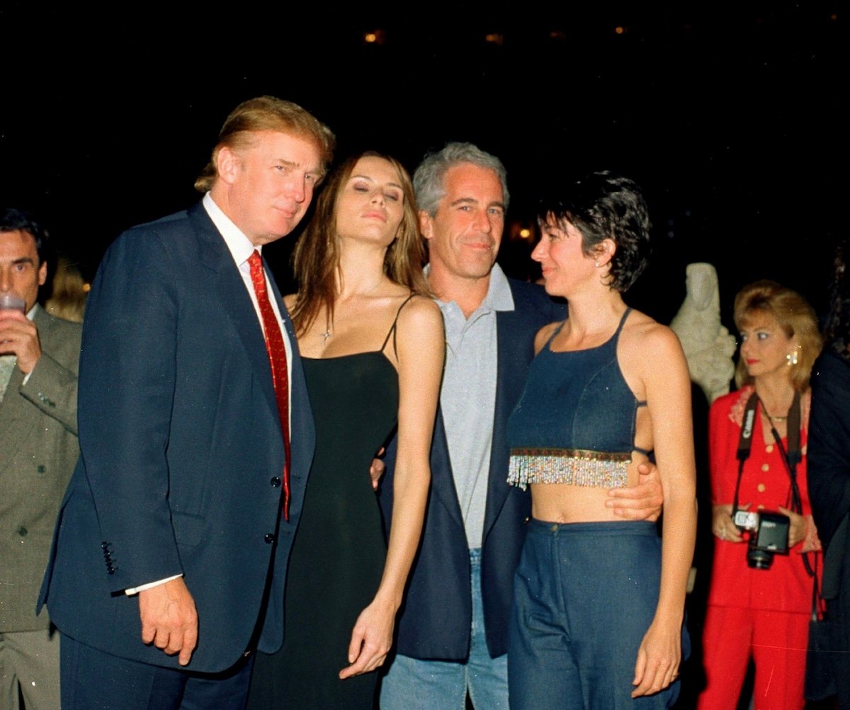 Photo attached to archived tweet
