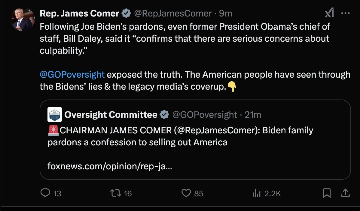 Photo attached to archived tweet