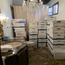 Photo attached to archived tweet