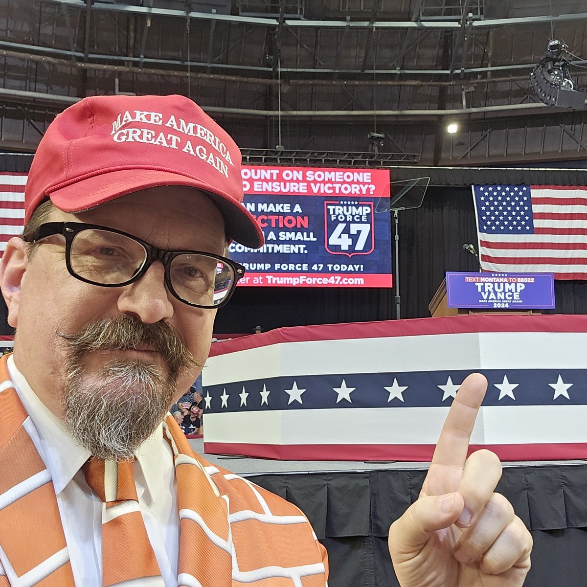 Photo attached to archived tweet