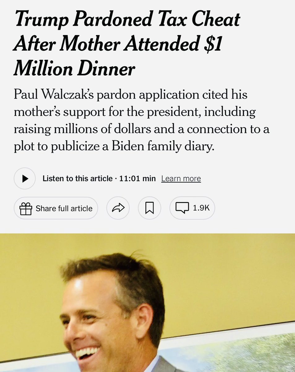Photo attached to archived tweet