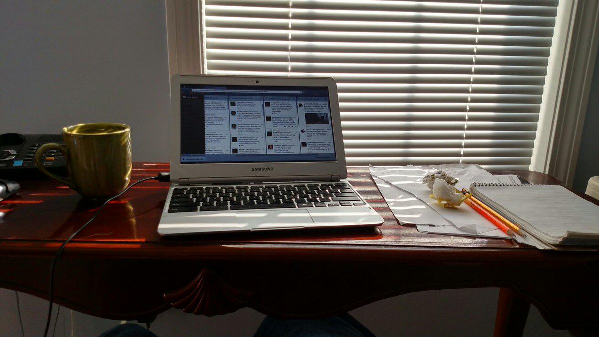 Photo attached to archived tweet