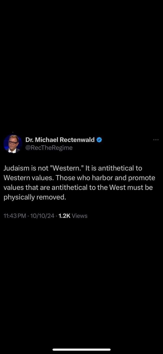 Photo attached to archived tweet
