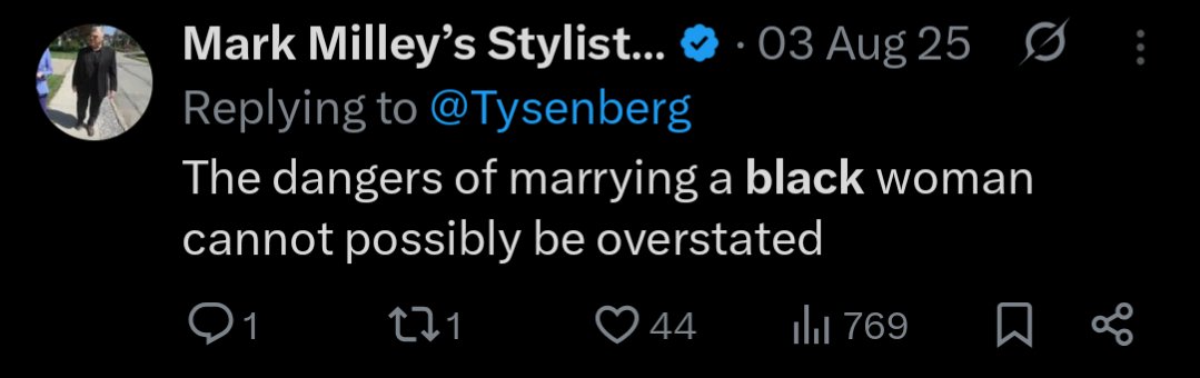 Photo attached to archived tweet