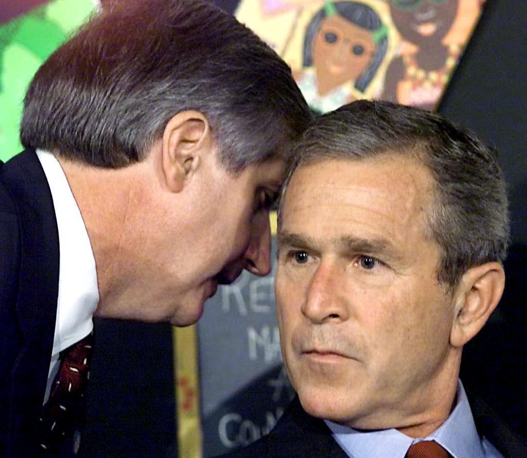 Photo attached to archived tweet